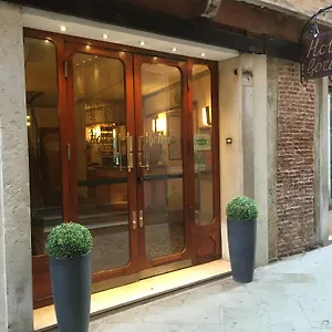 https://gorizia-a-la-valigia.hotelinveneto.com