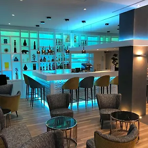 https://best-western-hotel-carlton.hotels-rhonealpes.com