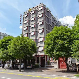 https://park-hotel-meuble.it-lombardy.com