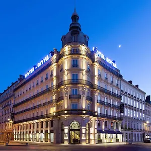 https://le-royal-lyon-mgallery.hotels-rhonealpes.com
