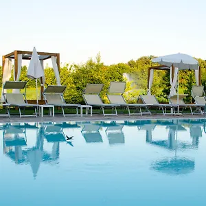 https://relais-corte-cavalli.it-lombardy.com